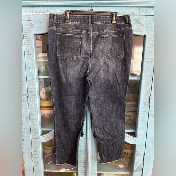 Chicos So Slimming Girlfriend Slim Ankle Jeans Size 16R - Picture 2 of 2